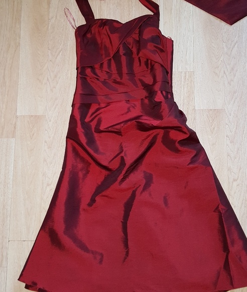 Formal Deep Red/Burgundy dress - Picture 3 of 5